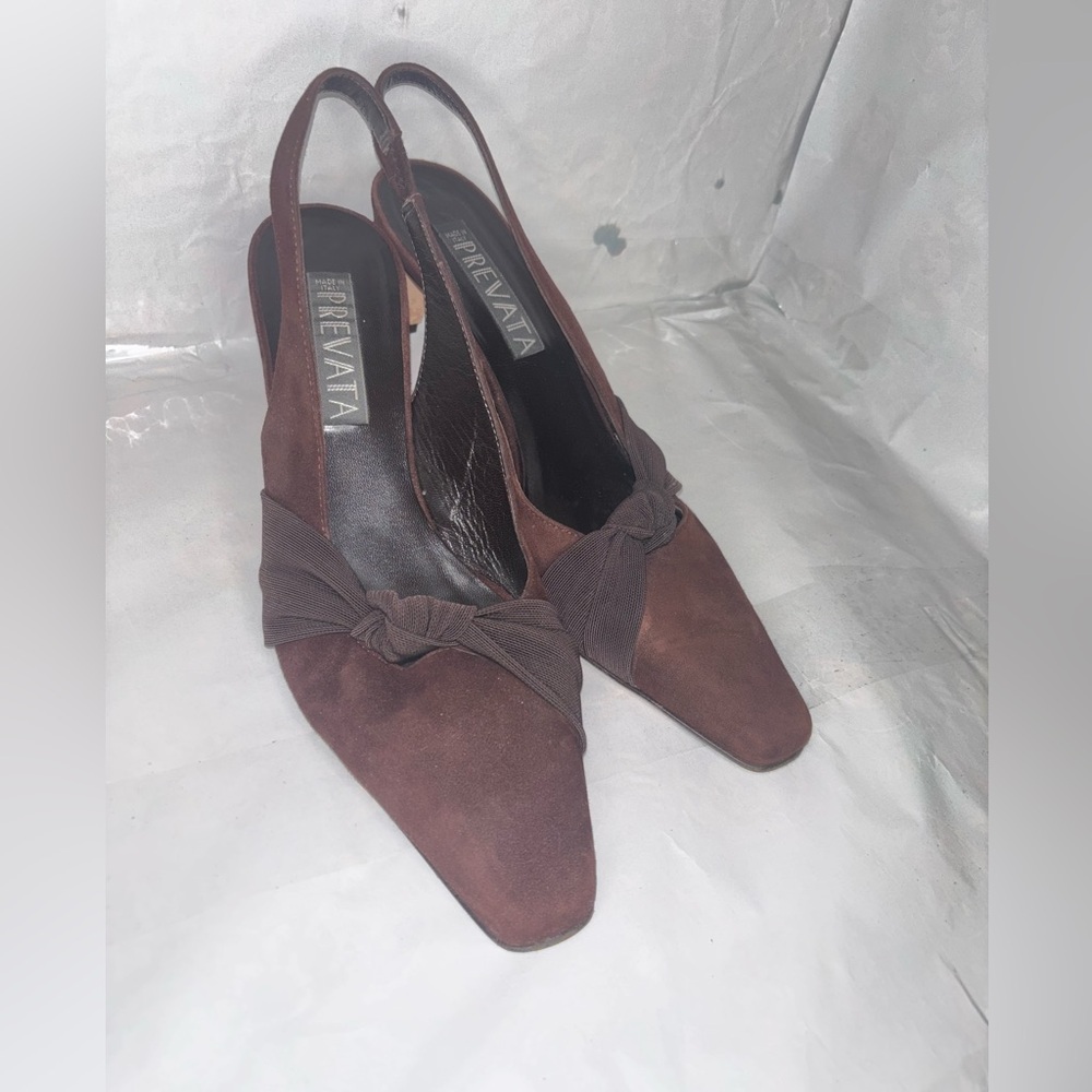 Sale‼️Y2K Suede Heels Prevata